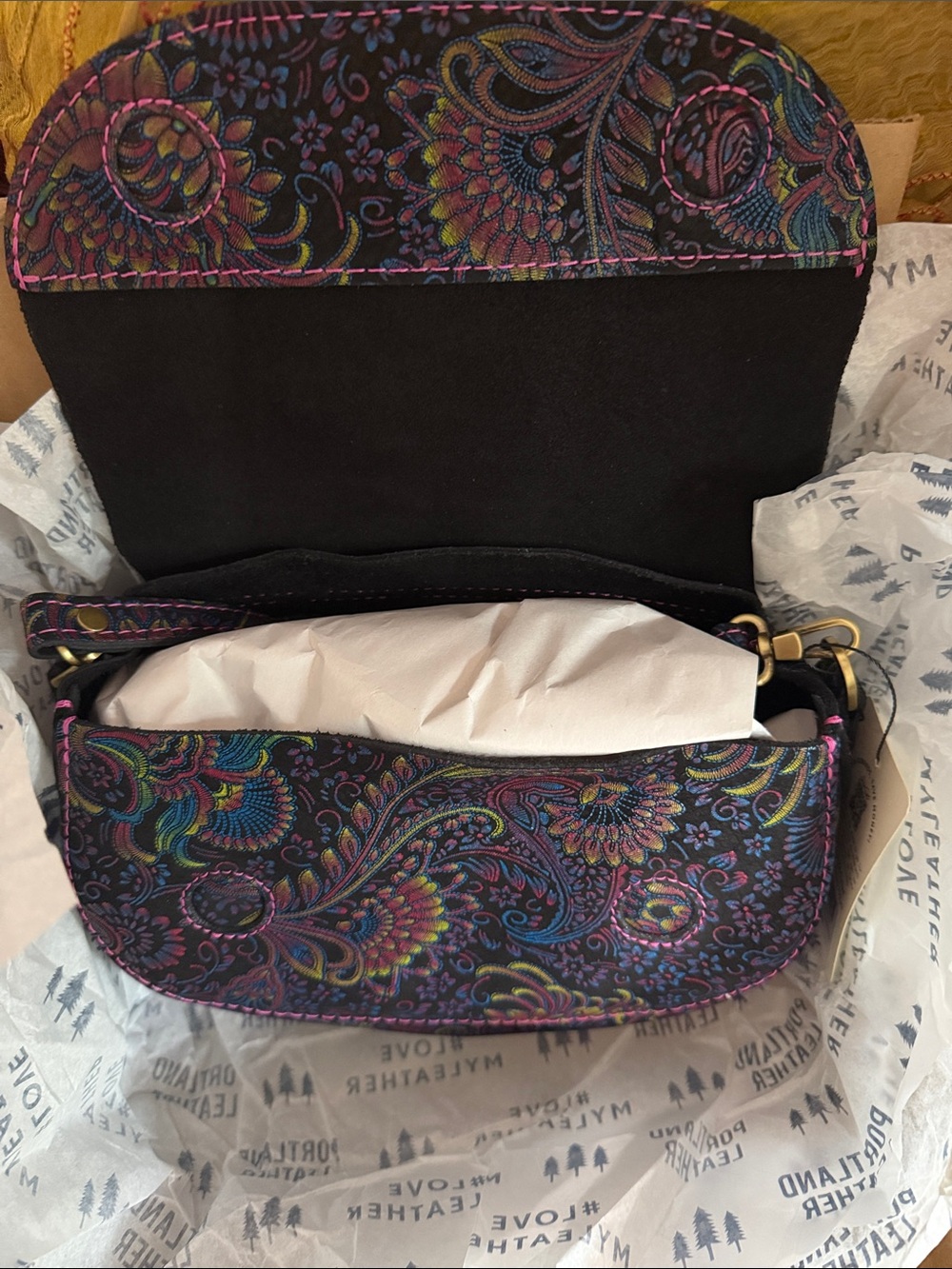 Portland Leather Large Monaco Crossbody in Carnival - Limited Edition - Picture 2 of 4
